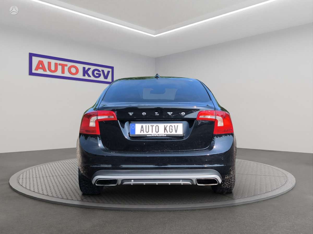 Volvo S60, 2.0 l., Седан