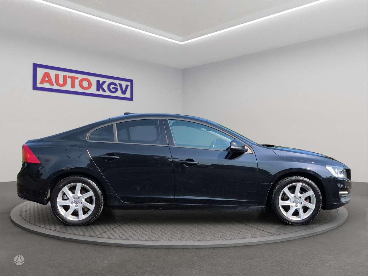 Volvo S60, 2.0 l., Седан