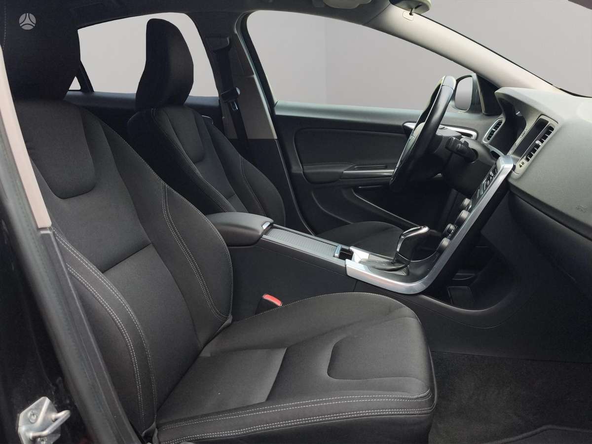 Volvo S60, 2.0 l., Седан