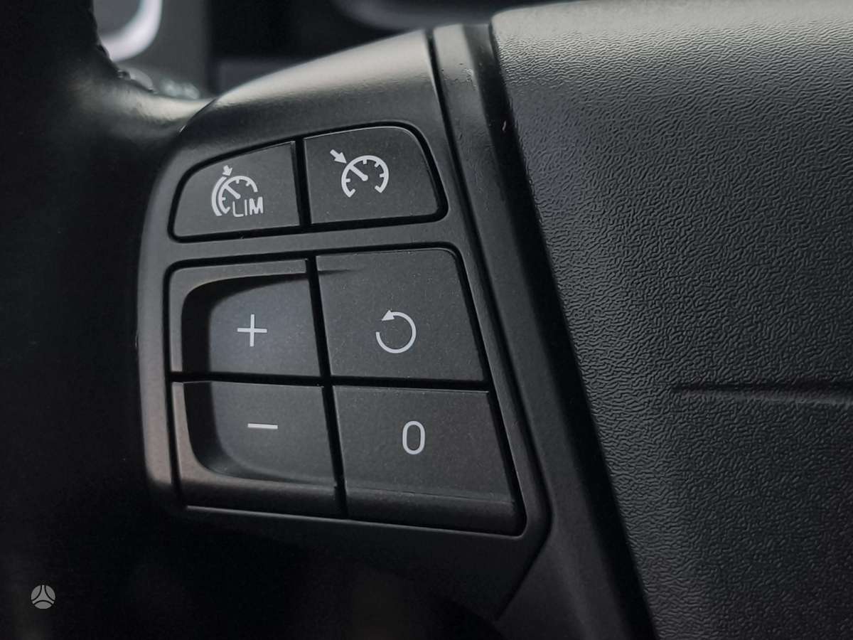 Volvo S60, 2.0 l., Седан