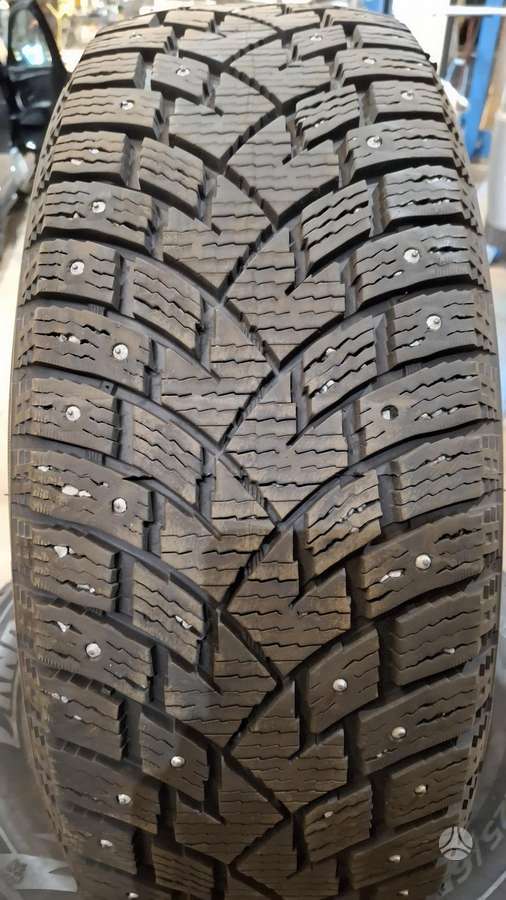Landsail Is37, winter 225/65 R17