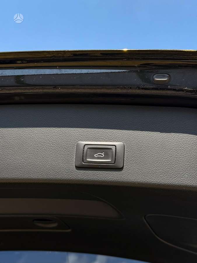 Audi A6, 3.0 l., universalas