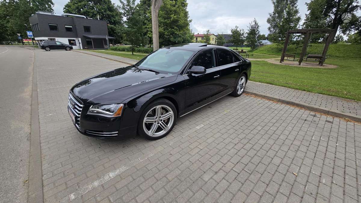 Audi A8, 3.0 l., Седан