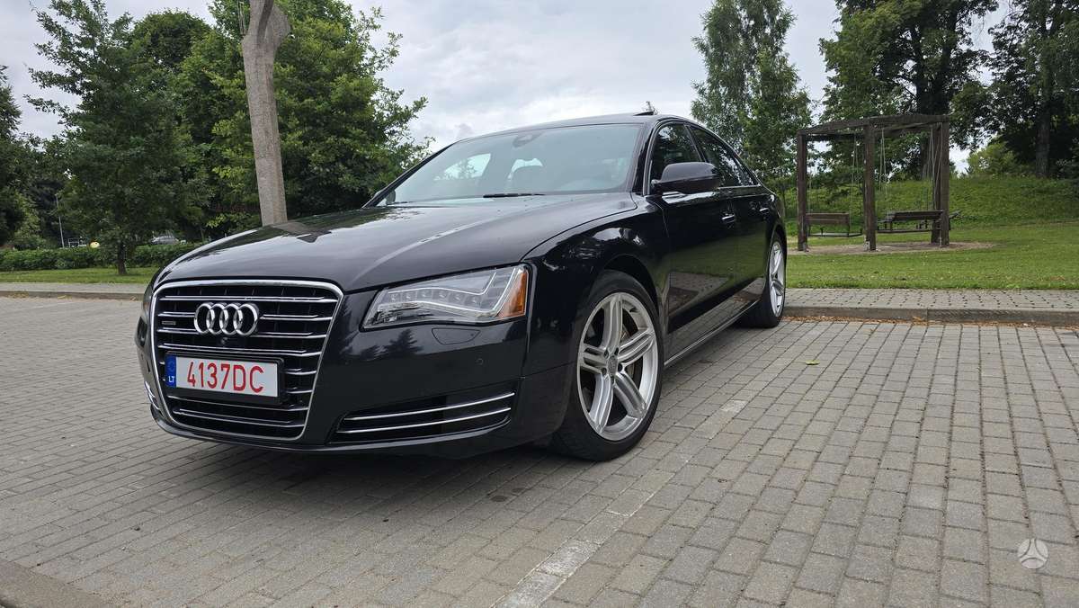 Audi A8, 3.0 l., Седан