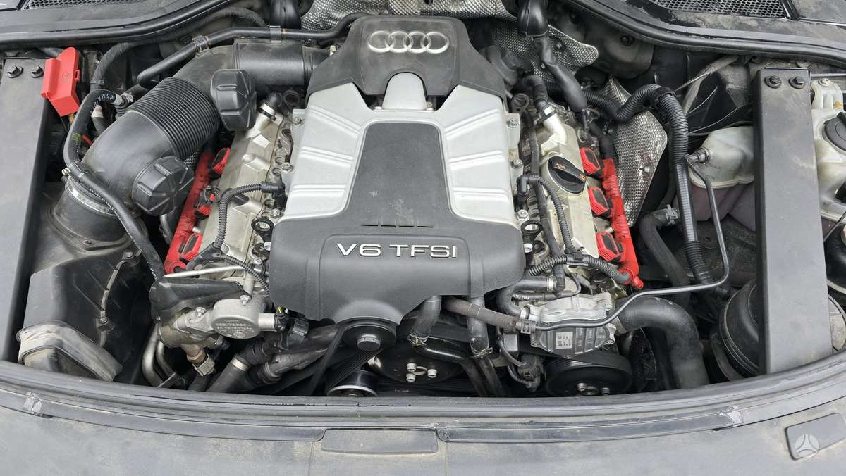 Audi A8, 3.0 l., Седан