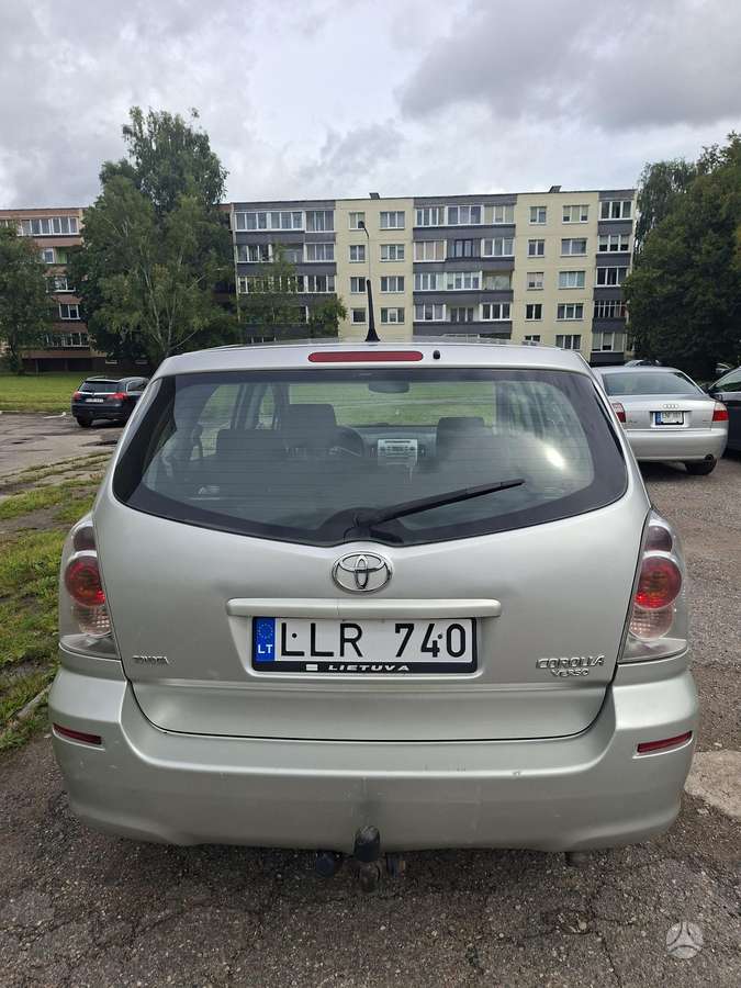 Toyota Corolla Verso - 7