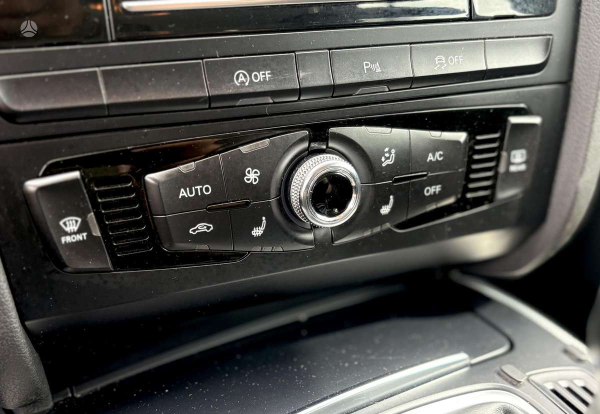 Audi A4, 3.0 l., universalas