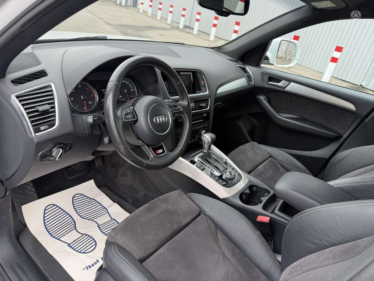 Audi Q5, 2.0 l., Внедорожник / Кроссовер
