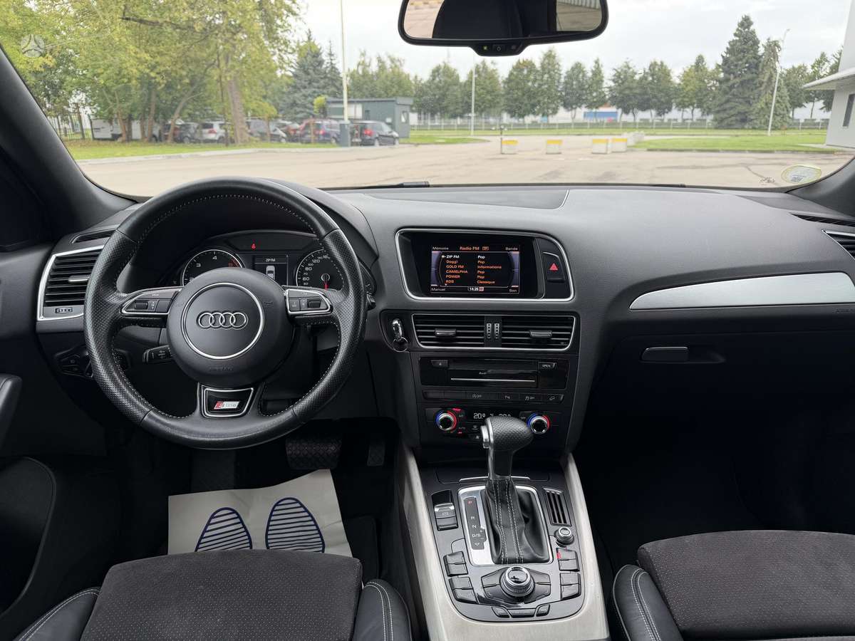 Audi Q5, 2.0 l., Внедорожник / Кроссовер