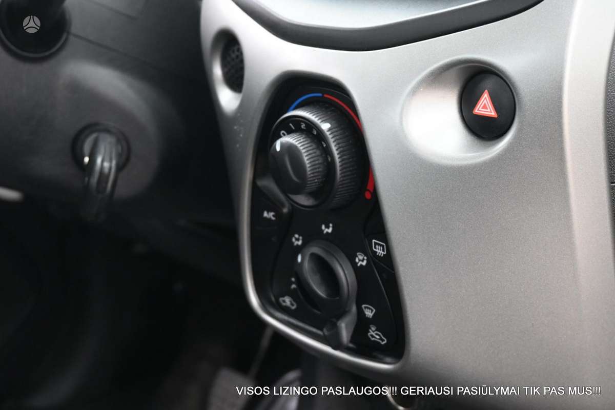 Peugeot 108, 1.0 l., hatchback