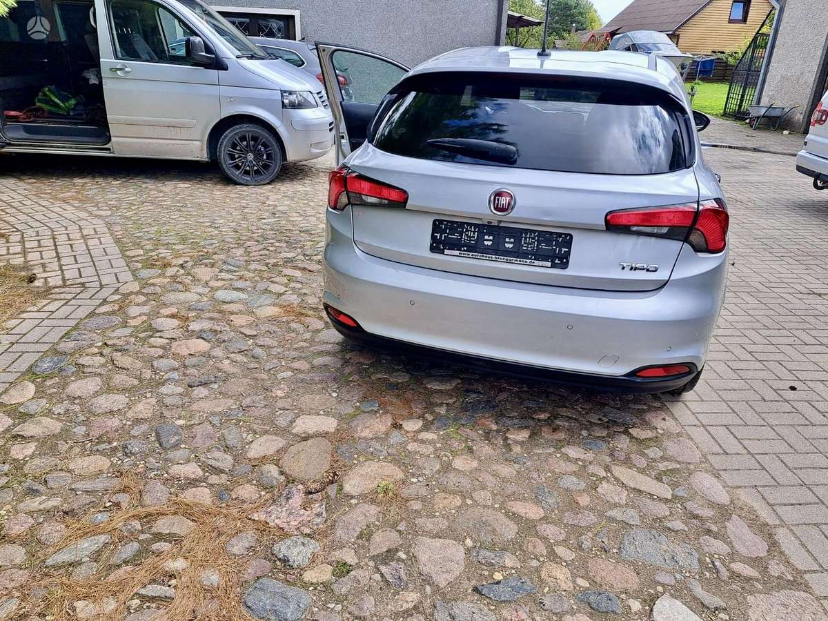 Fiat Tipo, 1.6 l., Хэтчбек
