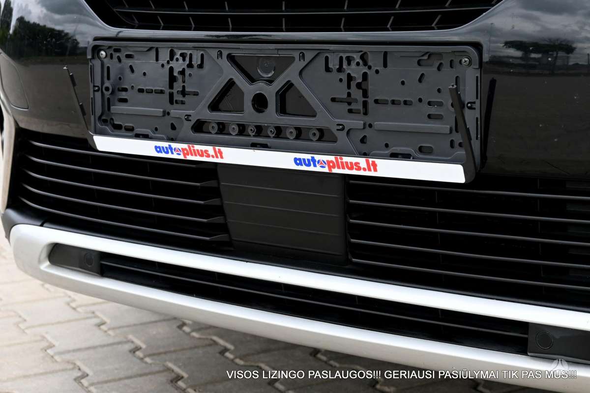 Peugeot 5008, 1.2 l., Минивэн
