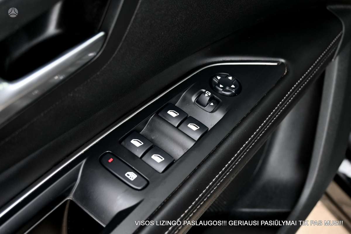 Peugeot 5008, 1.2 l., Минивэн