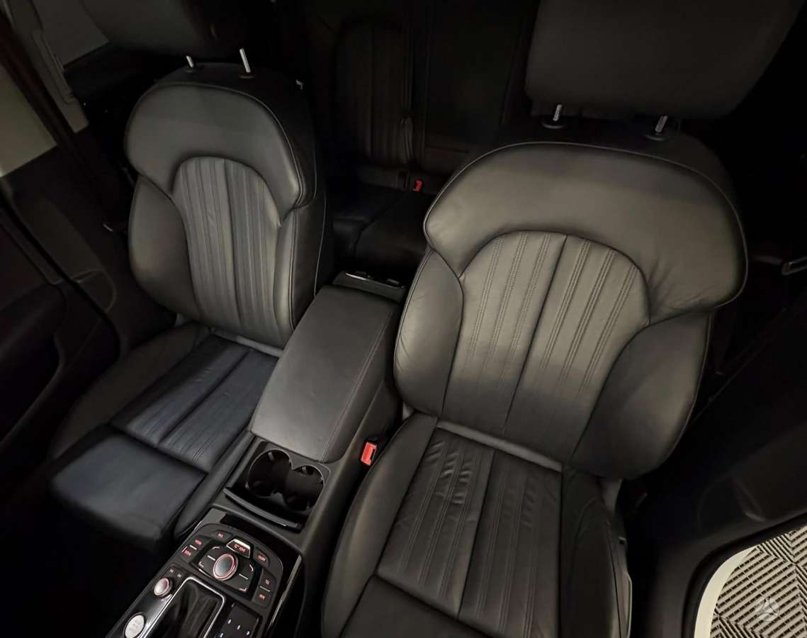 Audi A6, 3.0 l., universalas
