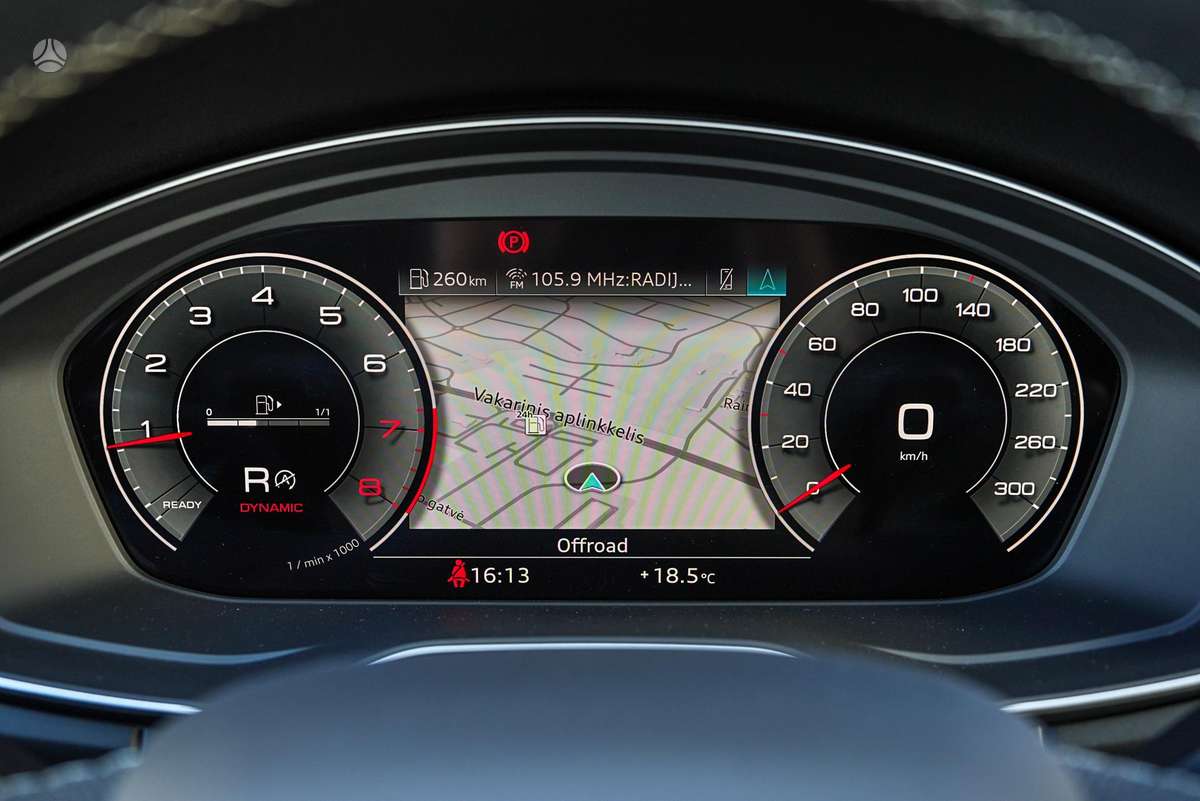 Audi Q5, 2.0 l., off-road / crossover