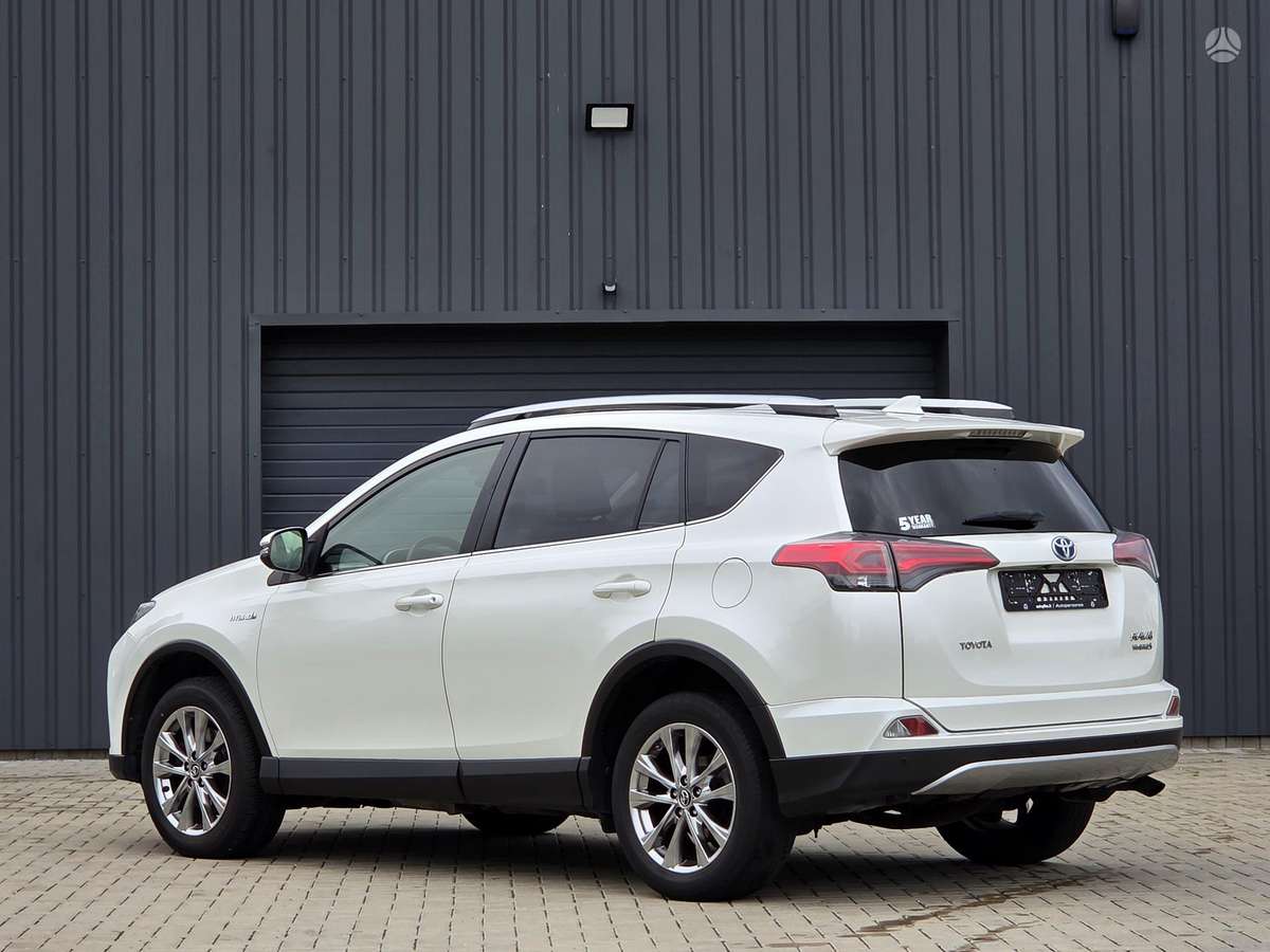 Toyota RAV4 - 5