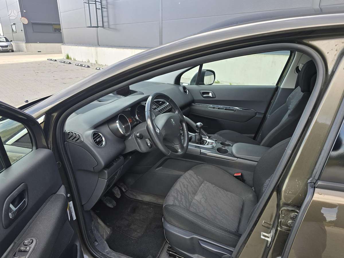 Peugeot 3008 - 10