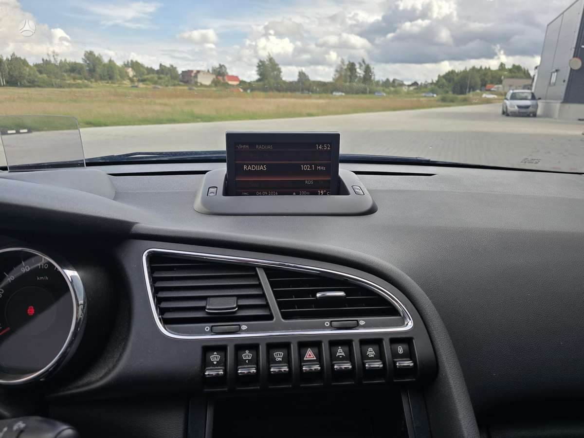Peugeot 3008 - 12