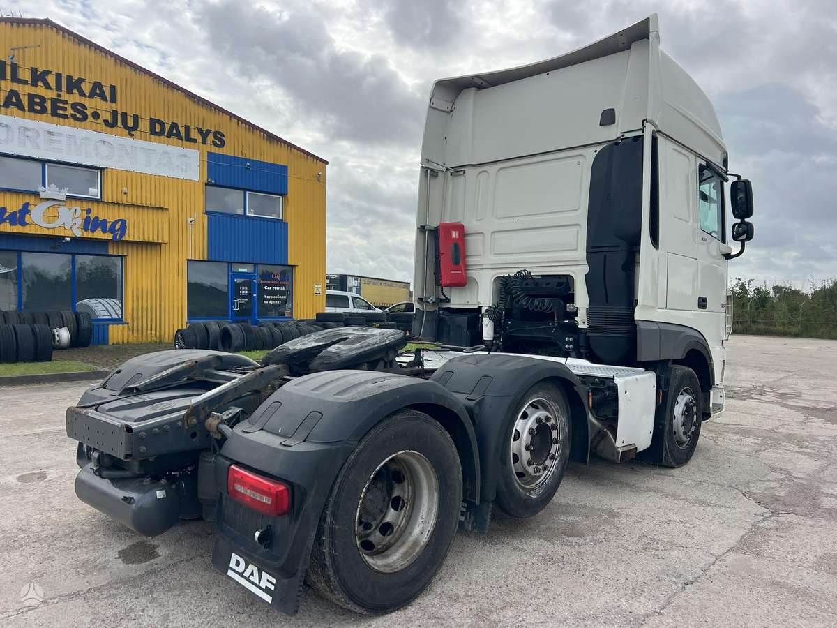 DAF XF106 530, double sleeper