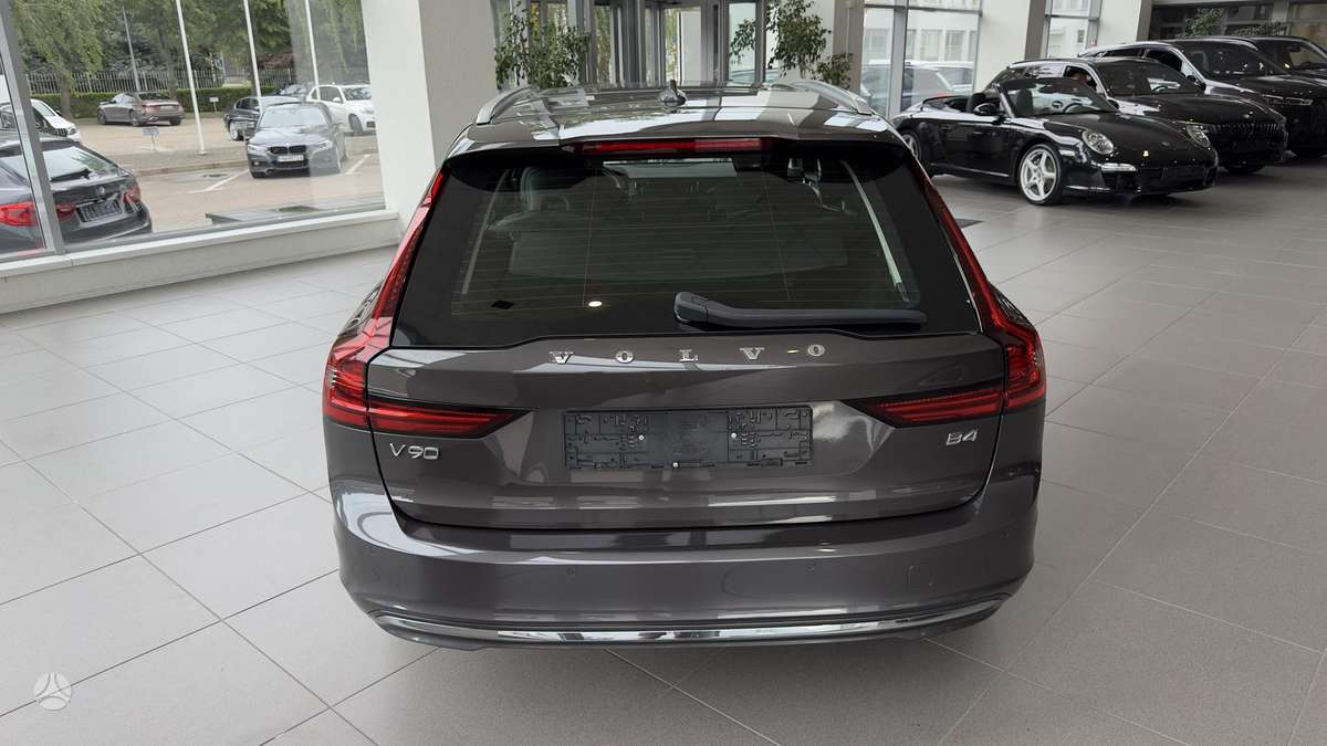 Volvo V90 - 4