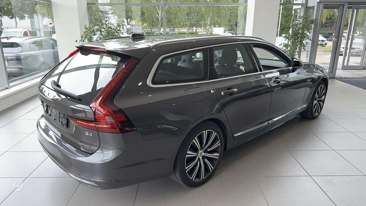 Volvo V90 - 5
