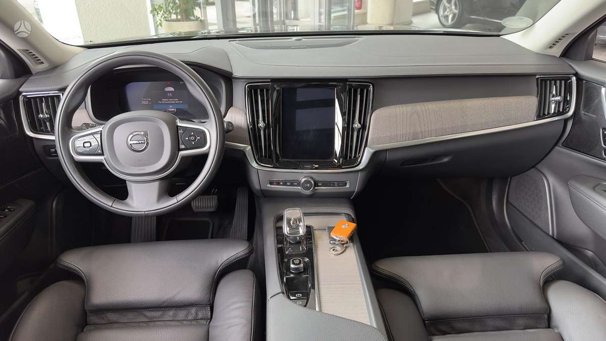 Volvo V90 - 10
