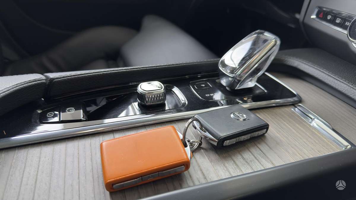 Volvo V90, 2.0 l., Универсал