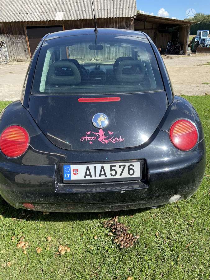Volkswagen Beetle - 4