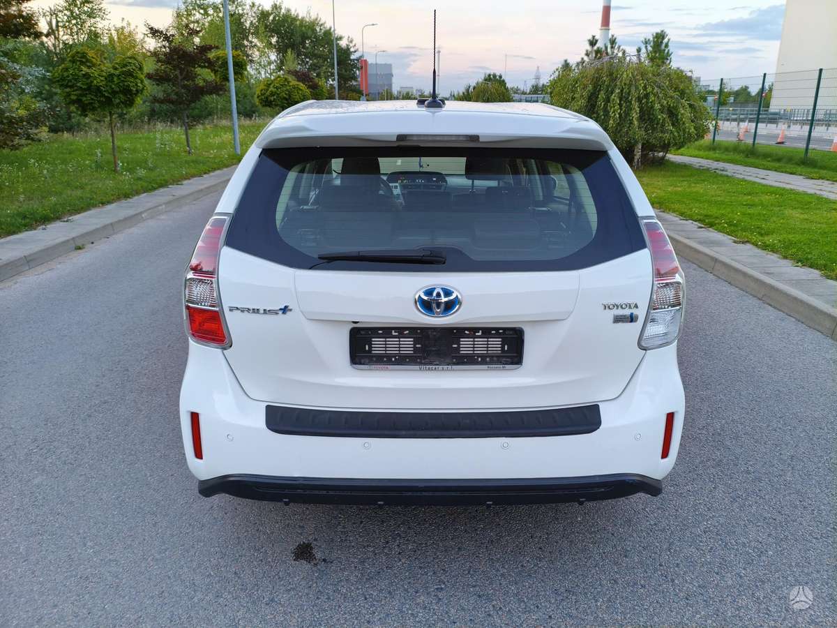 Toyota Prius+ - 5