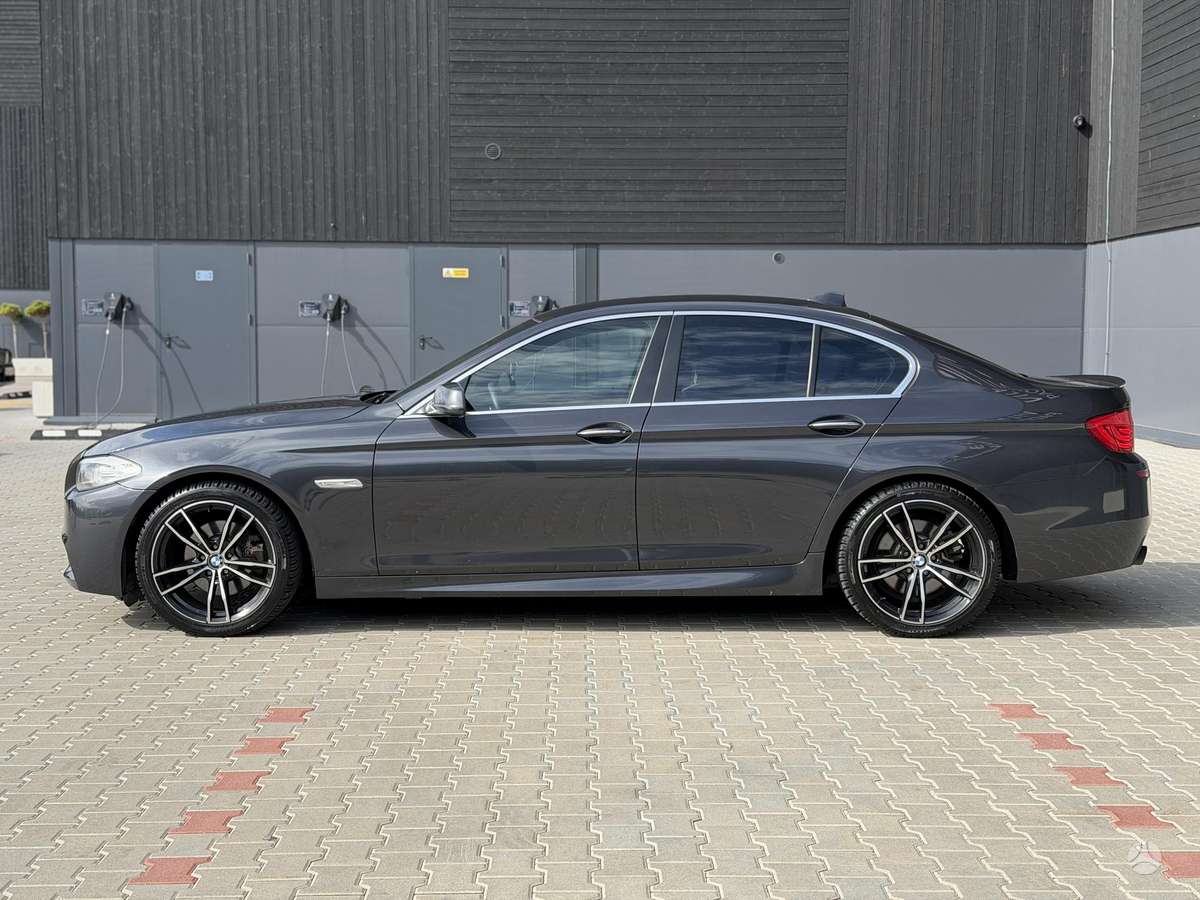 BMW 520, 2.0 l., Седан