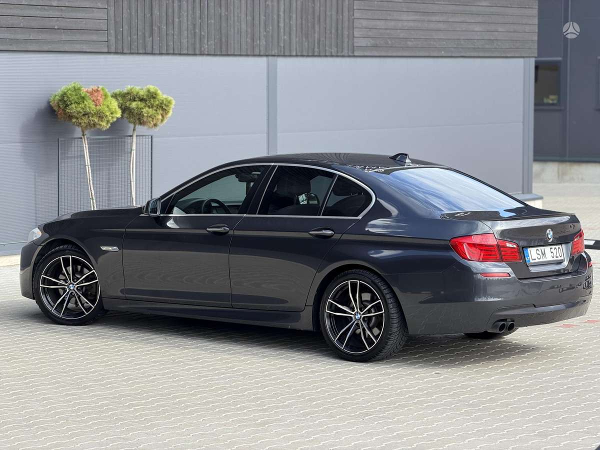 BMW 520, 2.0 l., Седан