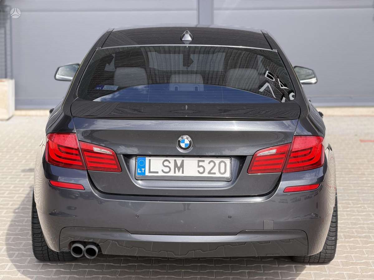 BMW 520, 2.0 l., Седан
