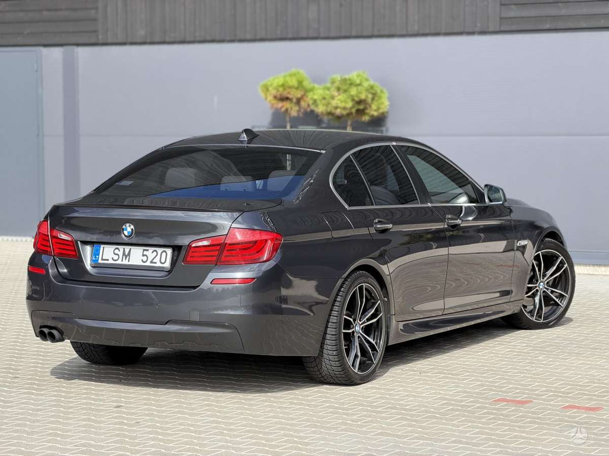 BMW 520, 2.0 l., Седан