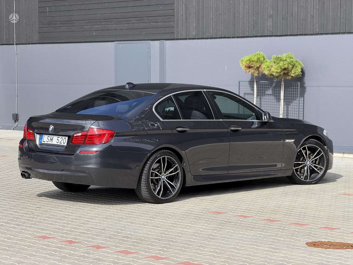BMW 520, 2.0 l., Седан