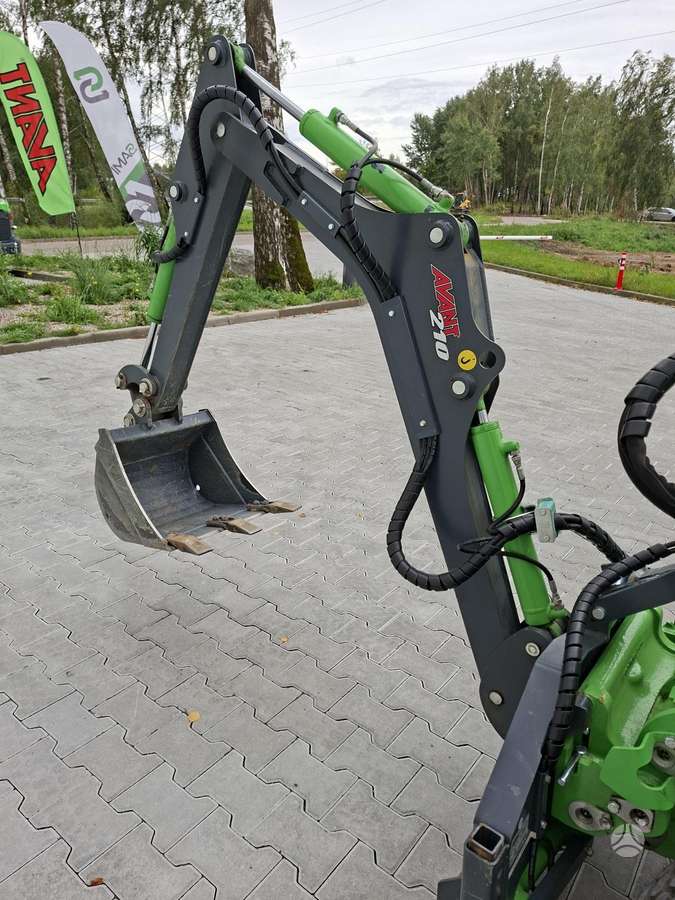 AVANT Kasimo įrenginys „Backhoe 2010, forklift accessories