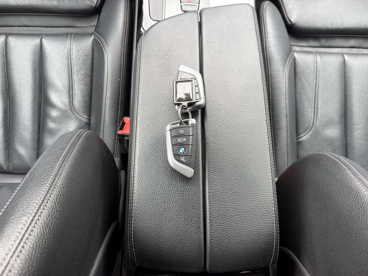 BMW 520, 2.0 l., wagon