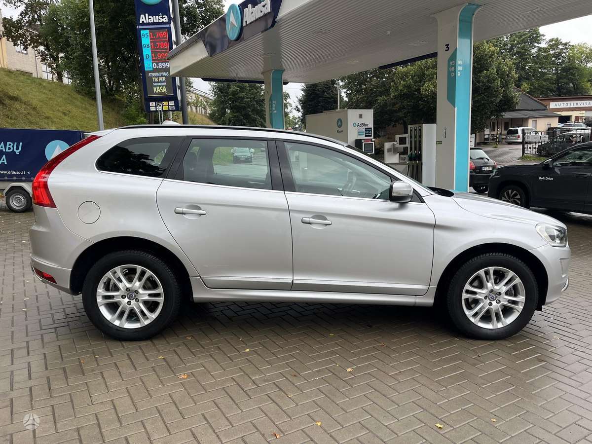 Volvo XC60 - 11