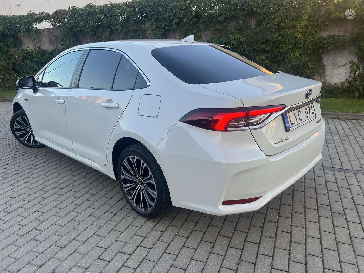 Toyota Corolla - 3