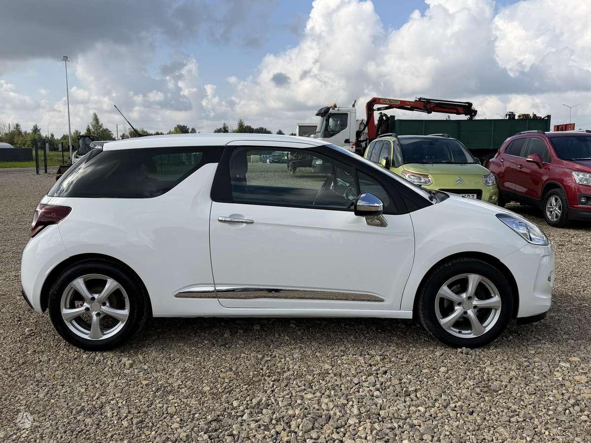 Citroen DS3, 1.2 l., Хэтчбек