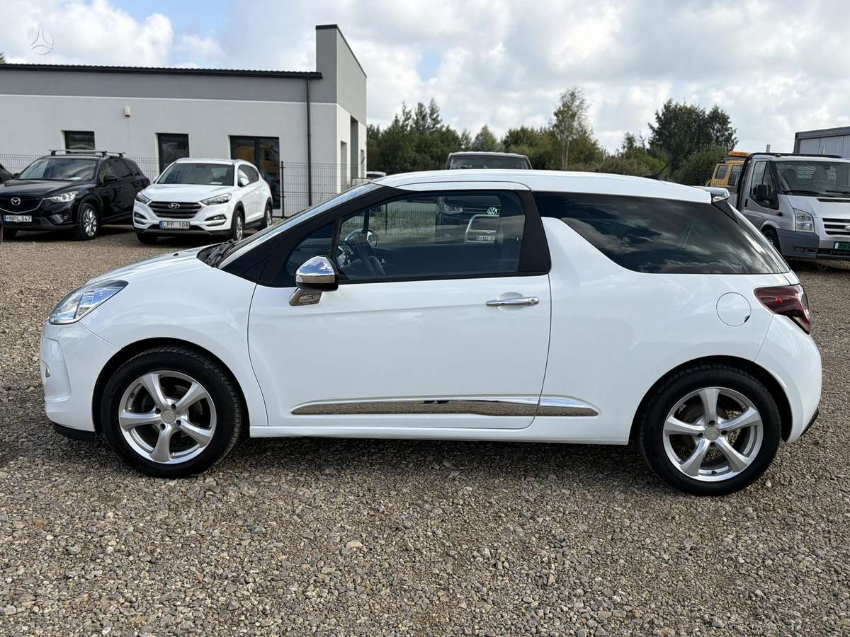 Citroen DS3, 1.2 l., hatchback