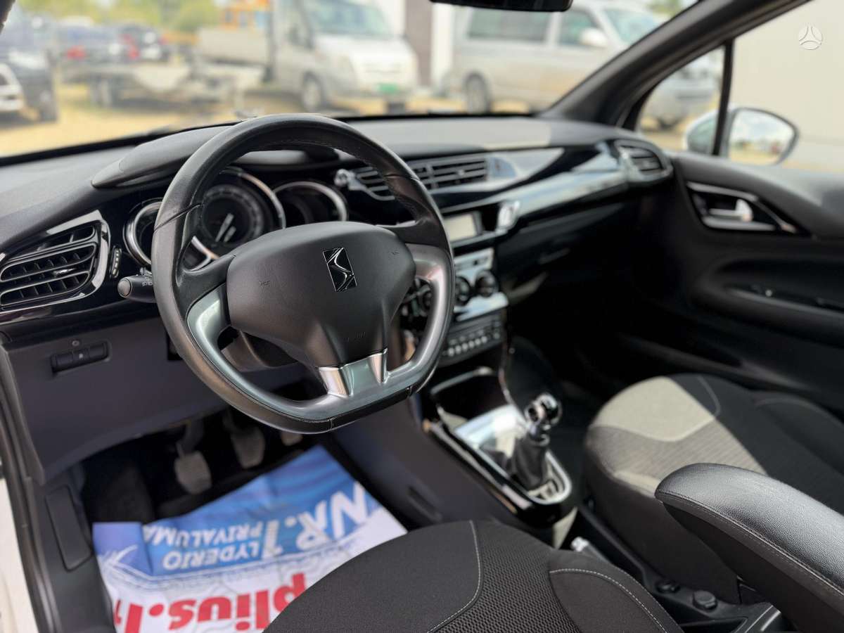 Citroen DS3, 1.2 l., Хэтчбек