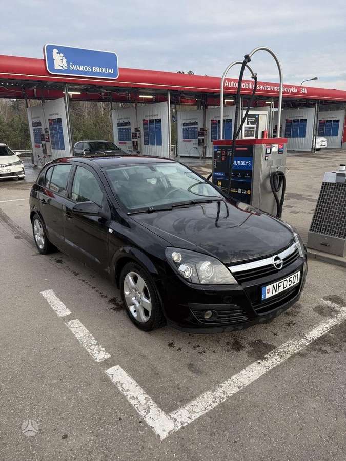 Opel Astra, 1.7 l., Хэтчбек