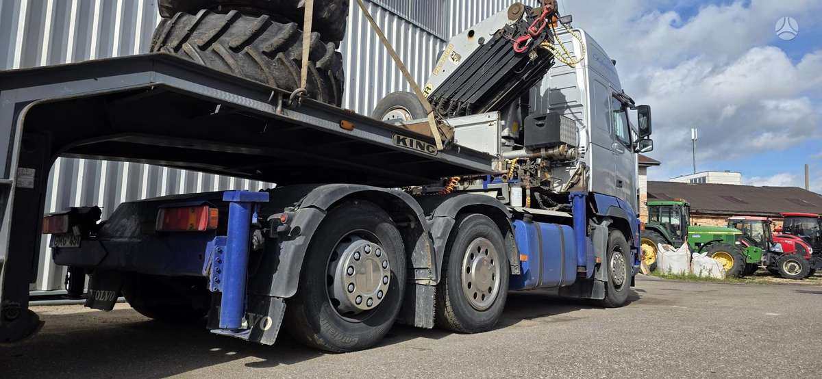 Volvo FH12, double sleeper