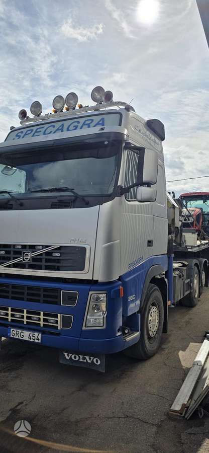 Volvo FH12, double sleeper
