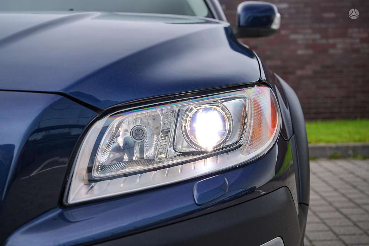Volvo XC70, 2.4 l., Универсал