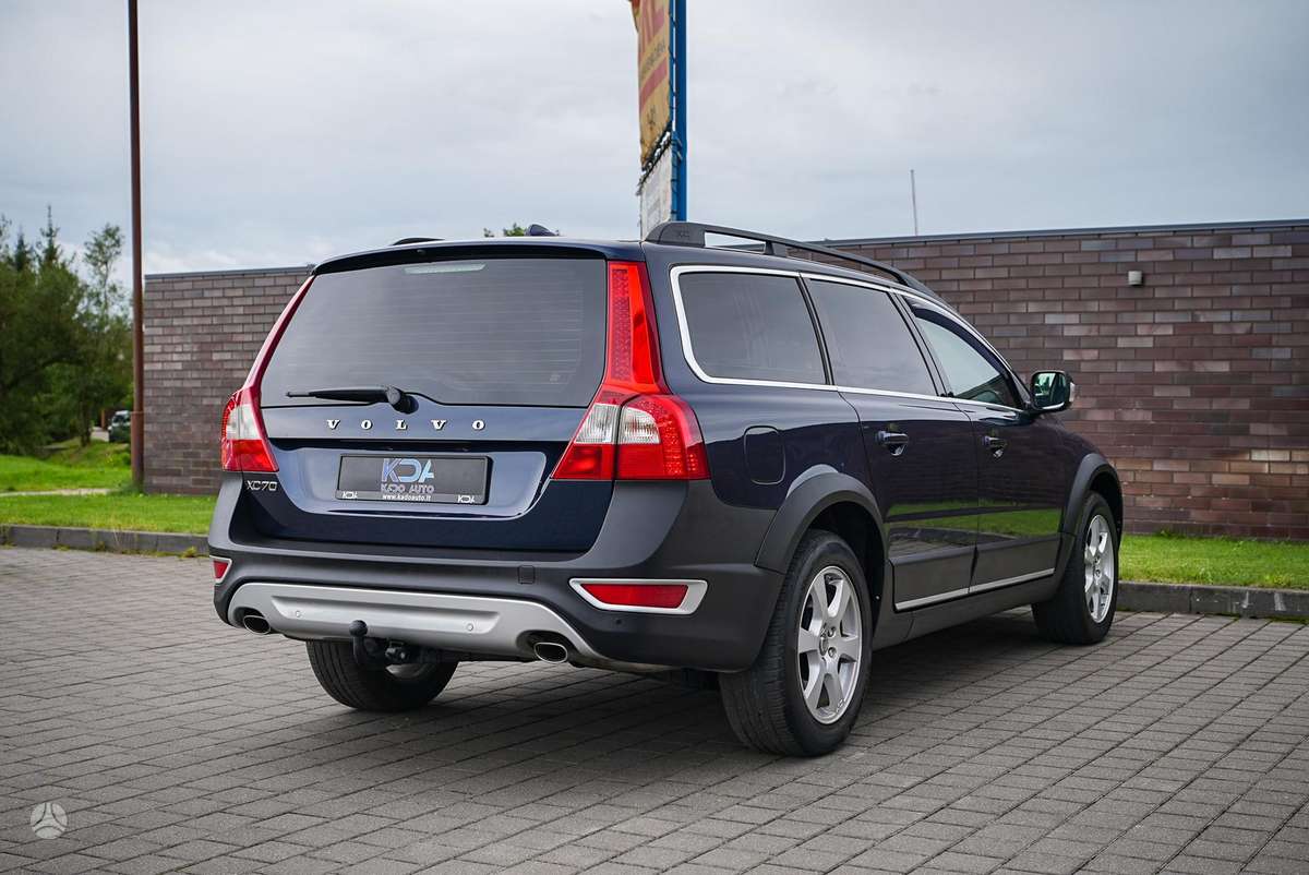 Volvo XC70, 2.4 l., Универсал