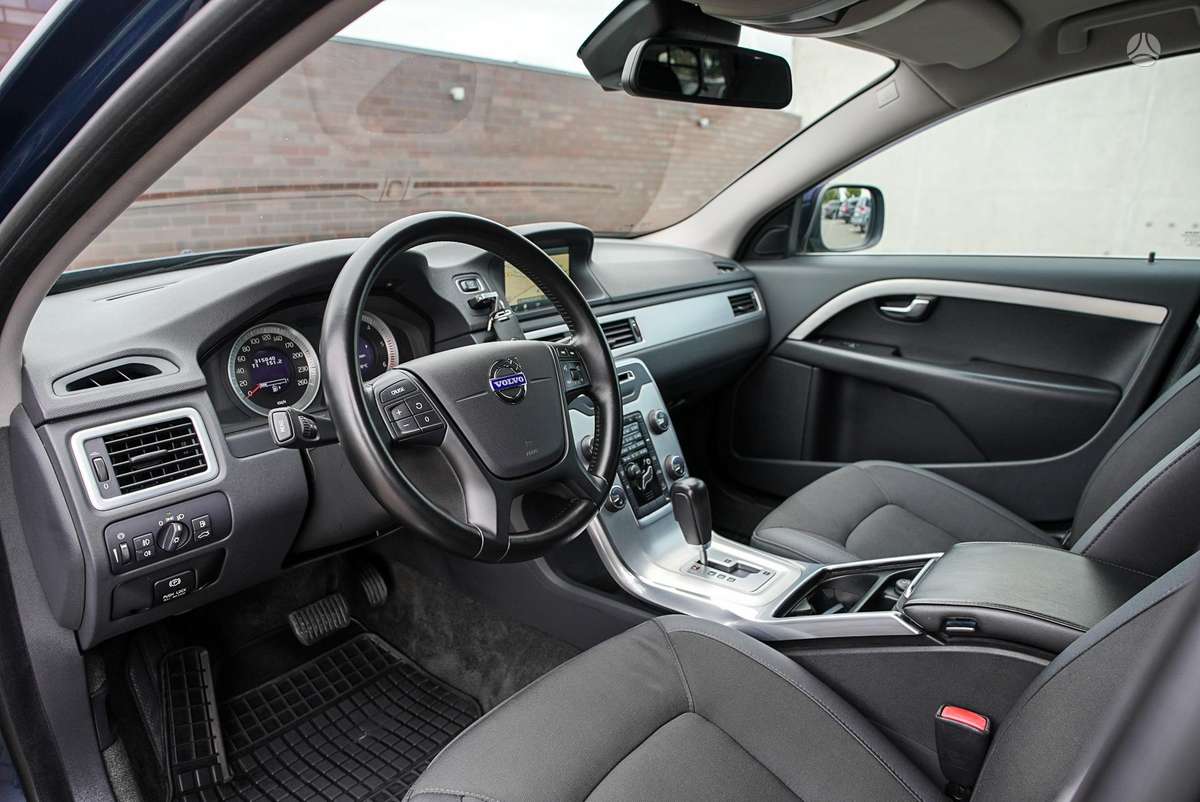 Volvo XC70, 2.4 l., Универсал