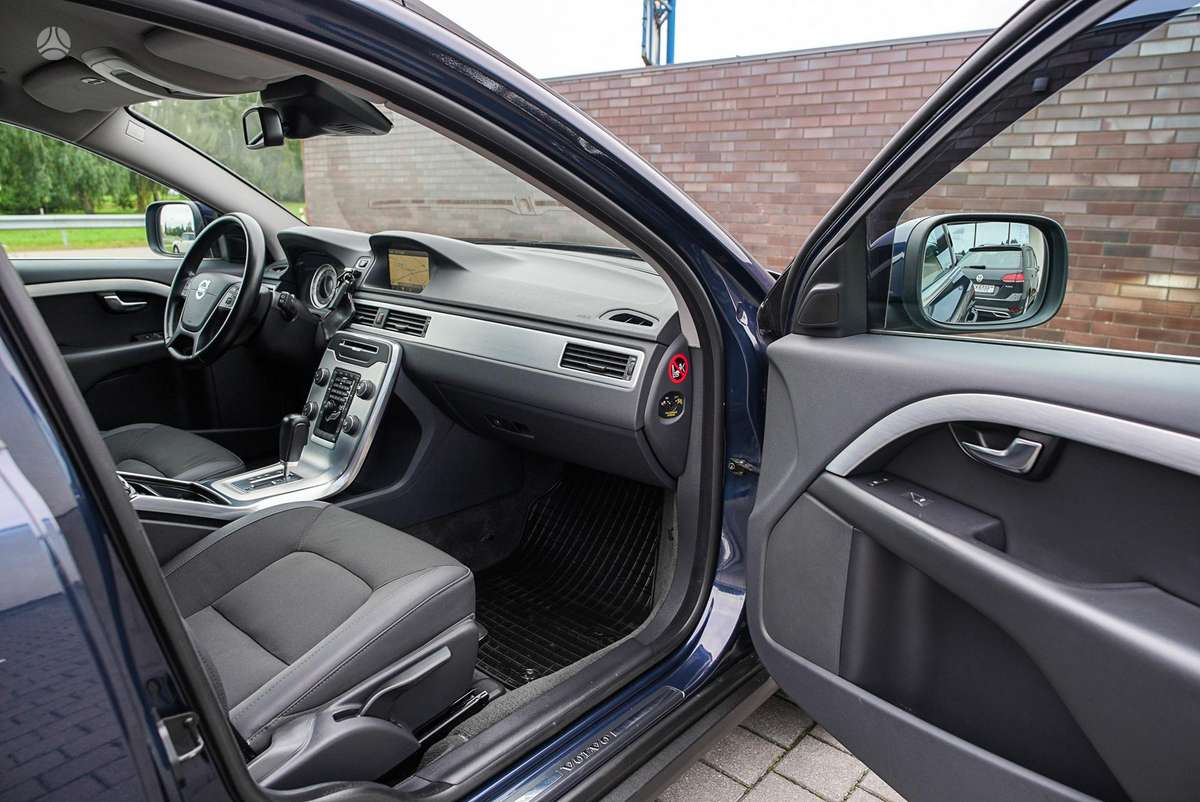 Volvo XC70, 2.4 l., Универсал