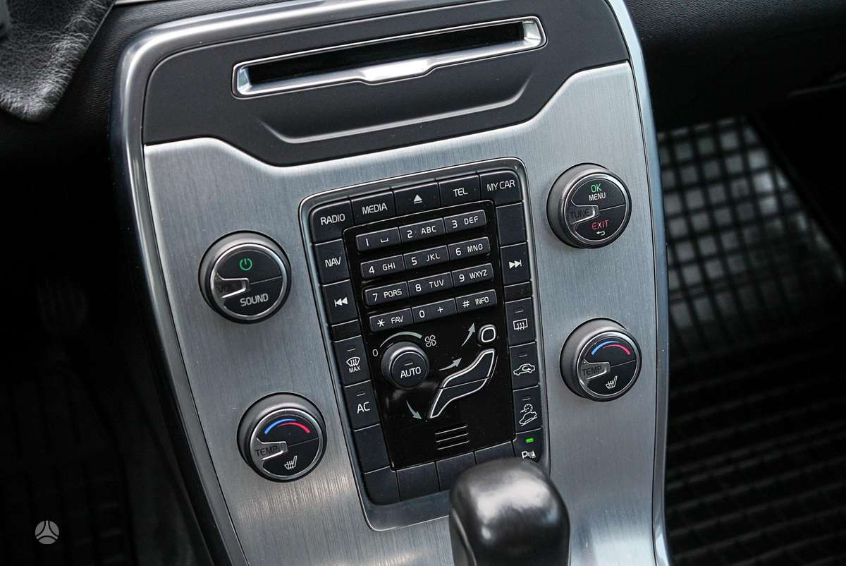 Volvo XC70, 2.4 l., universalas