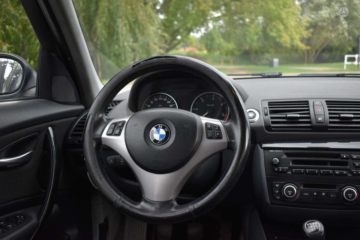 BMW 120, 2.0 l., Хэтчбек